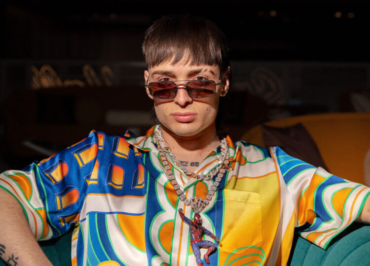 what is Peso Pluma's net worth